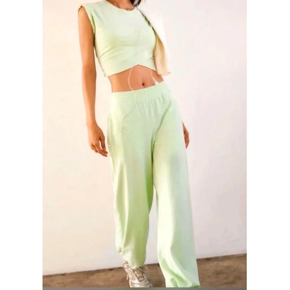 Free People Movement Crossover Set Large Pistachio Mint Athleisure Loungewear